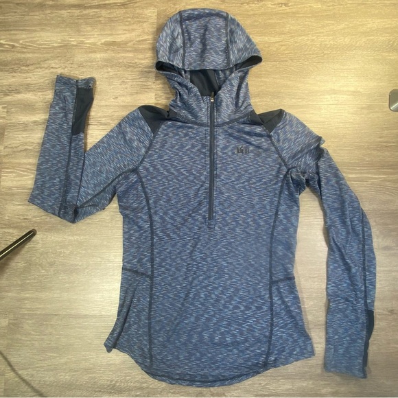 REI Blue Fitted Hoodie with Ribbed Sleeves Size Medium. - Picture 12 of 12